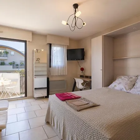 Apartment Proche Lac Et Commerces *